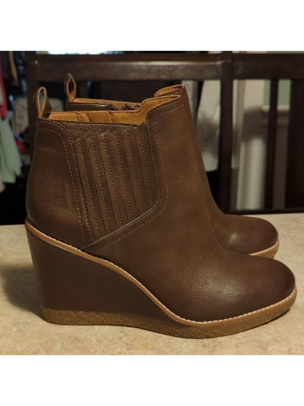 Zodiac Brown Wedge Ankle Boots Women's Size 10 - Picture 6 of 13